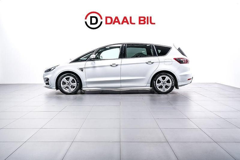 Vit Begagnad 2022 Ford S-MAX ST-Line Minibuss | 359 700 kr - Bild 1/4