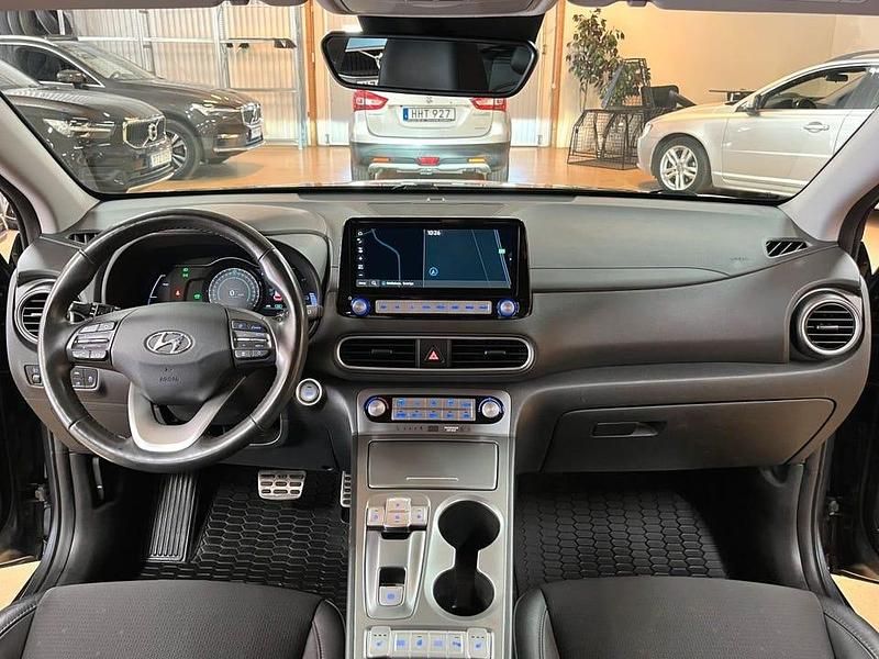 Begagnad Hyundai Kona Advanced 150 kW (204 HK) 2020 Grå SUV