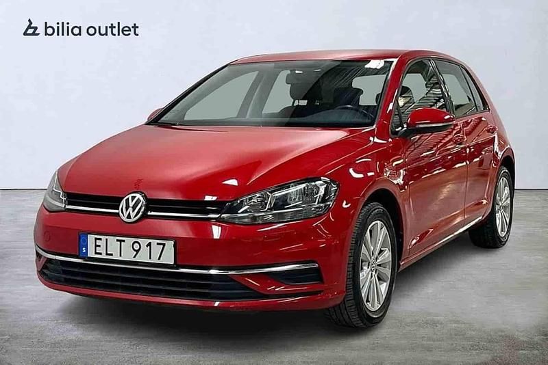 Röd Begagnad 2018 VW Golf VII Halvkombi | 159 900 kr (Marknadspris) - Bild 1/1