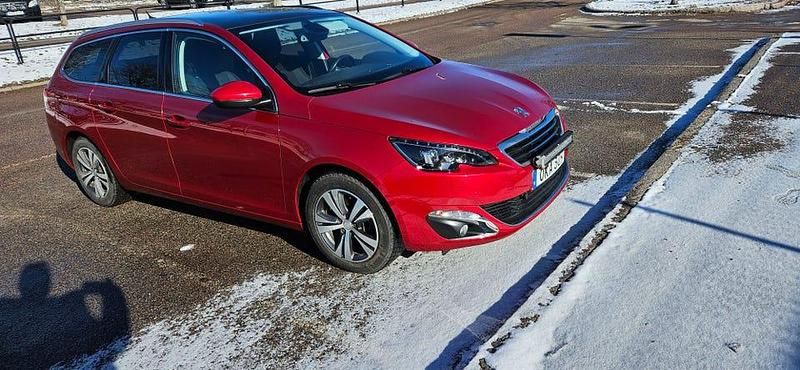 Begagnad 2016 Peugeot 308 Allure Kombi | 95 000 kr (Lite dyr) - Bild 1/4