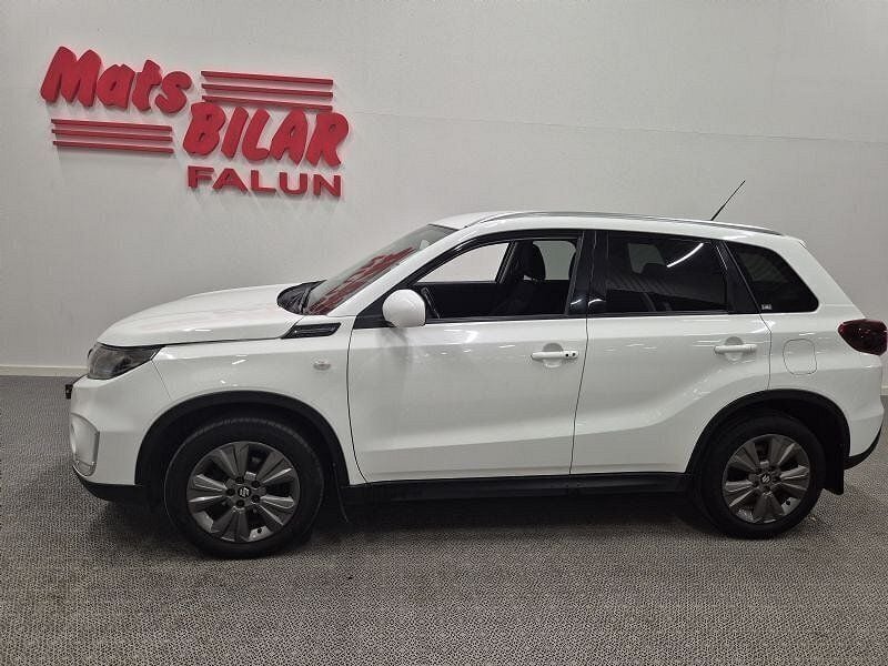 Vit Begagnad 2021 Suzuki Vitara SUV | 179 900 kr - Bild 1/4