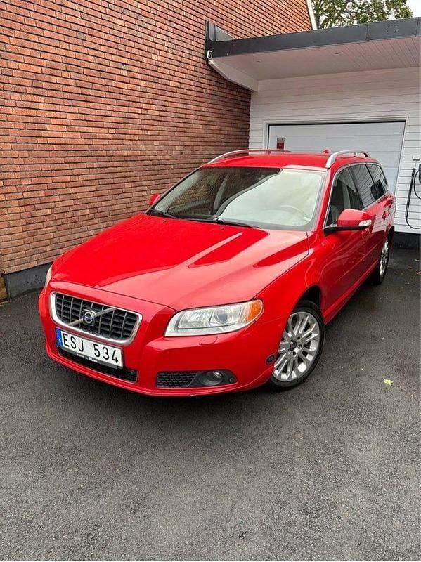 Begagnad Volvo V70 Summum 200 HK (147 kW) 2009 Kombi