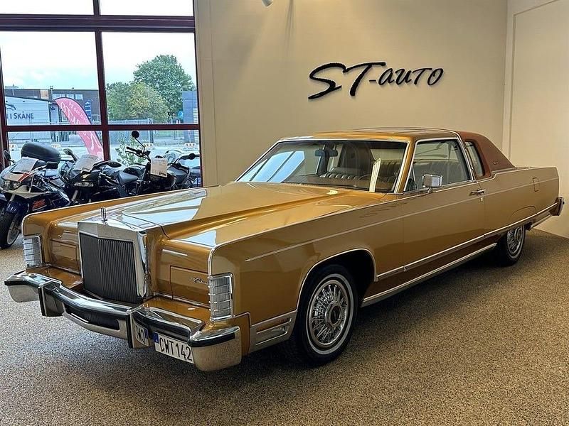 Begagnad Lincoln Continental 211 HK (155 kW) 1977 Ljusbrun Sportkupé