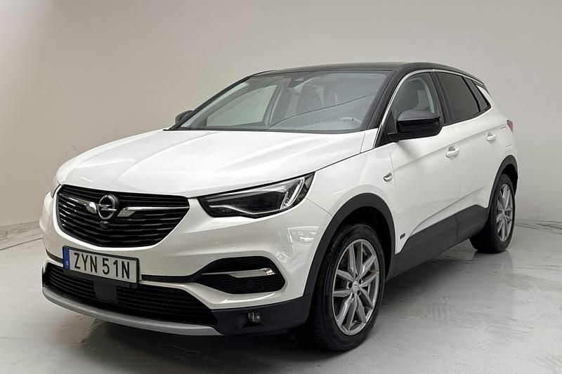 Vit Begagnad 2021 Opel Grandland X SUV | 239 000 kr - Bild 1/4