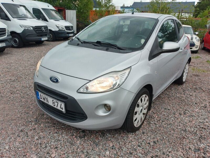 Silver Begagnad 2009 Ford Ka Titanium Halvkombi | 36 500 kr (Marknadspris) - Bild 1/4