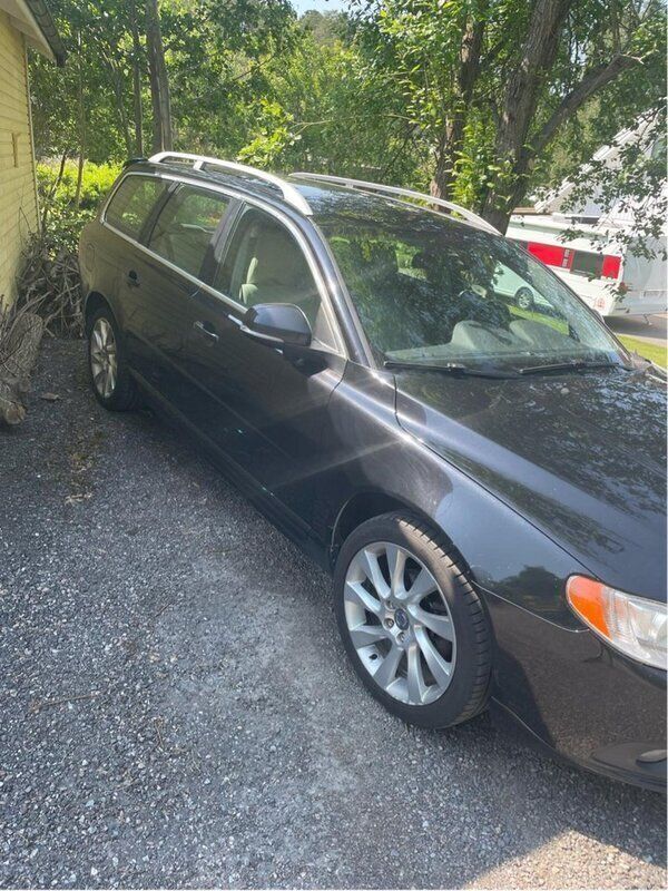 Svart Begagnad 2013 Volvo V70 Summum Kombi | 39 999 kr (Superpris) - Bild 1/4