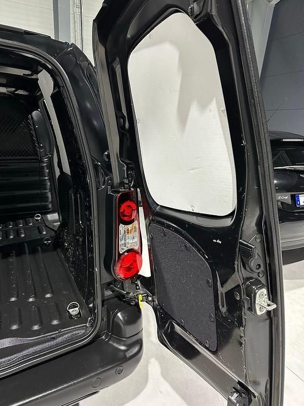 Begagnad Citroën Berlingo 99 HK (72 kW) 2015 Minibuss