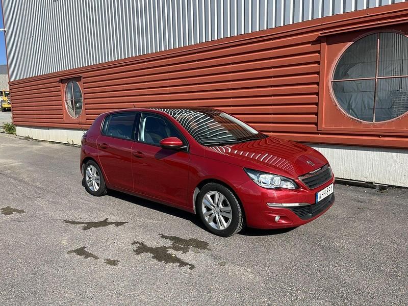 Röd Begagnad 2014 Peugeot 308 Active Halvkombi | 59 900 kr (Superpris) - Bild 1/4