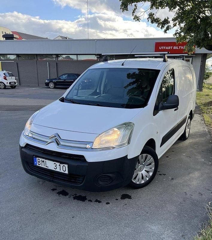 Vit Begagnad 2012 Citroën Berlingo Minibuss | 29 000 kr (Bra pris) - Bild 1/4