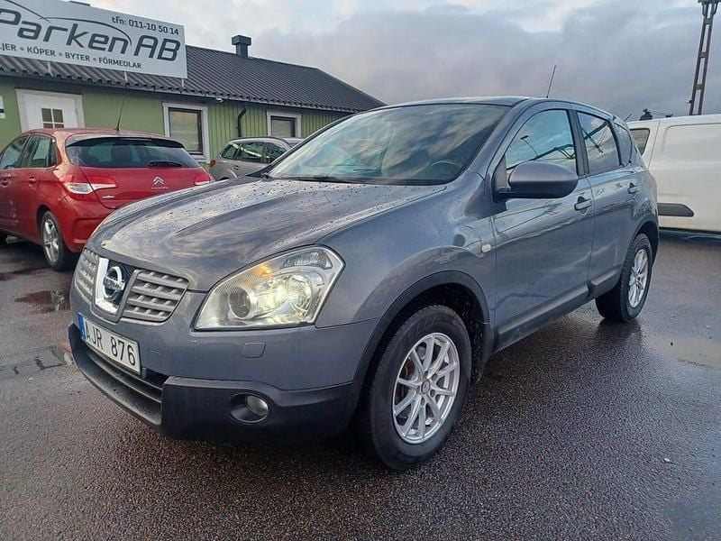 Ljusblå Begagnad 2010 Nissan Qashqai SUV | 49 900 kr (Bra pris) - Bild 1/4
