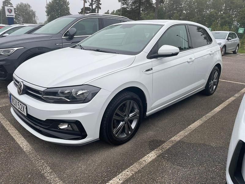 Begagnad VW Polo R-line 95 HK (69 kW) 2020 Pure white Halvkombi