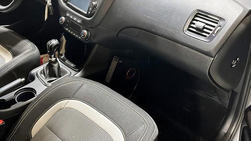 Begagnad Kia Ceed 135 HK (99 kW) 2018 Grå Halvkombi