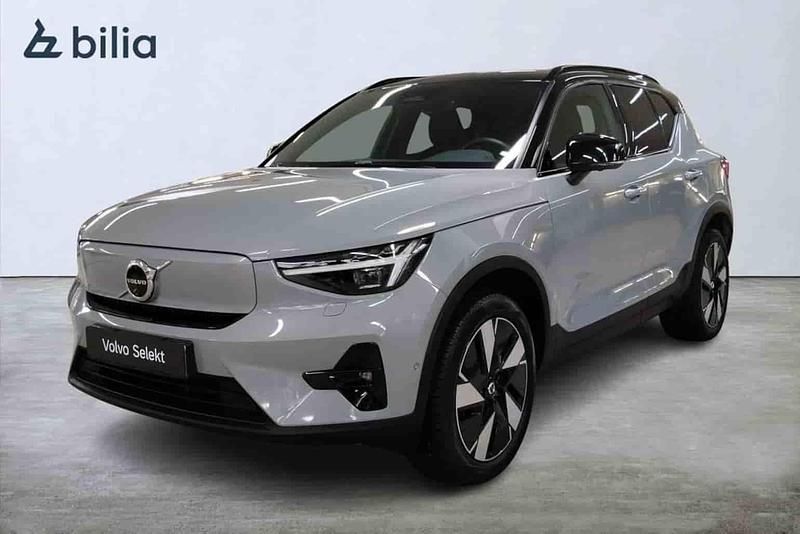 Grå Begagnad 2024 Volvo XC40 SUV | 484 000 kr (Lite dyr) - Bild 1/1