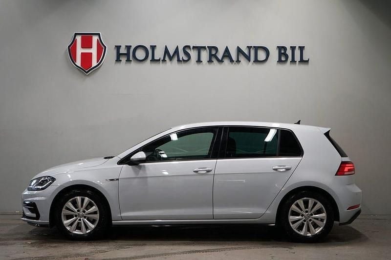 Silver Begagnad 2018 VW Golf VII GT Halvkombi | 184 800 kr (Marknadspris) - Bild 1/4