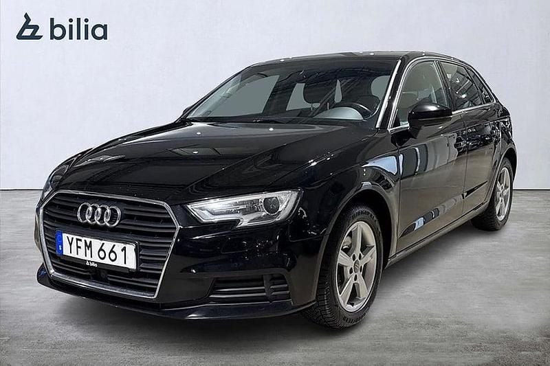 Svart Begagnad 2016 Audi A3 Sportback Proline Halvkombi | 124 900 kr (Marknadspris) - Bild 1/3