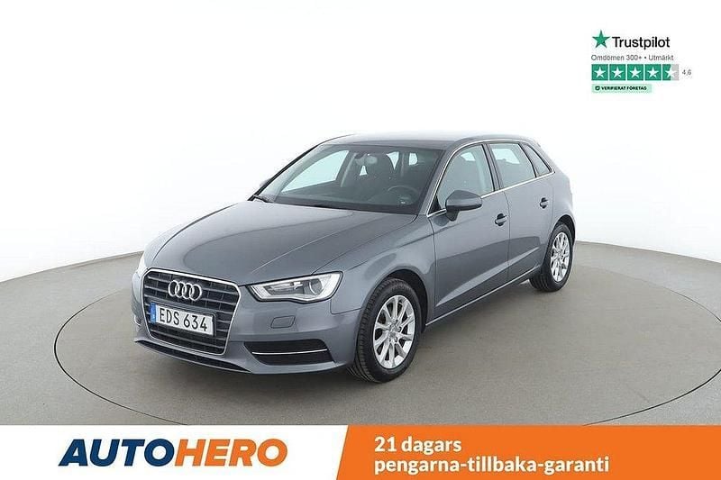 Grå Begagnad 2014 Audi A3 Sportback Attraction Halvkombi | 132 000 kr (Lite dyr) - Bild 1/4