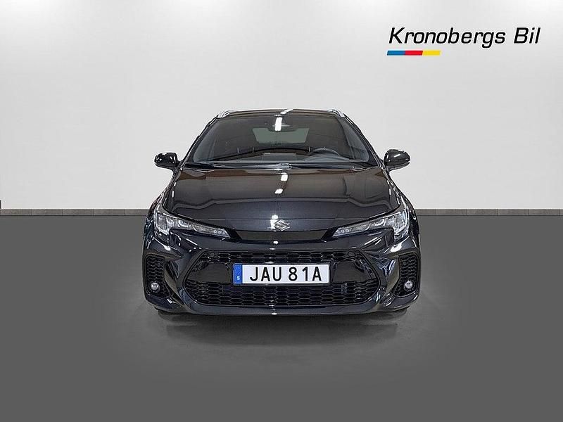 Begagnad Suzuki Swace 140 HK (102 kW) 2024 Svart Kombi