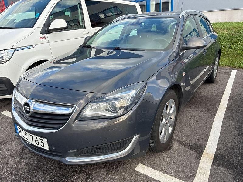 Grå Begagnad 2015 Opel Insignia Edition Kombi | 79 000 kr (Marknadspris) - Bild 1/2