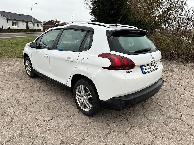Begagnad Peugeot 2008 82 HK (60 kW) 2017 Vit SUV