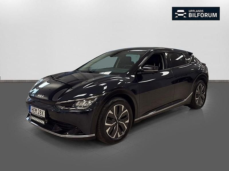 Blå Begagnad 2021 Kia EV6 Plus SUV | 299 000 kr (Marknadspris) - Bild 1/4
