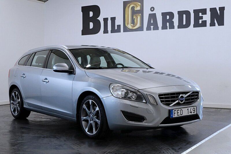Begagnad 2012 Volvo V60 Ocean Race Kombi | 109 900 kr - Bild 1/4
