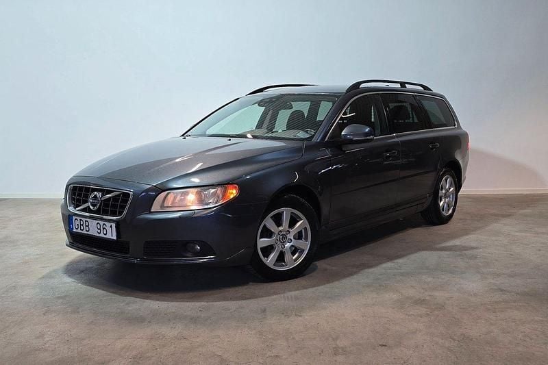 Grå Begagnad 2012 Volvo V70 Momentum Kombi | 94 800 kr (Bra pris) - Bild 1/4