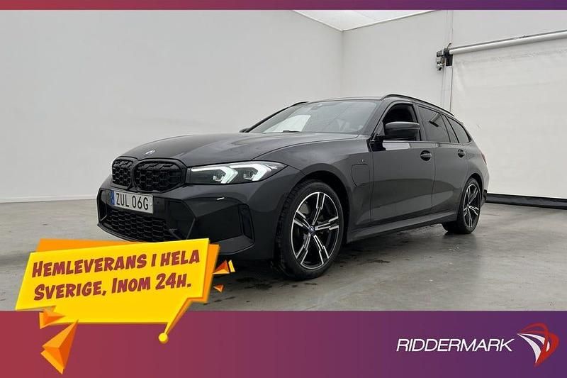 Svart Begagnad 2023 BMW 330 M Sport Kombi | 399 800 kr - Bild 1/3
