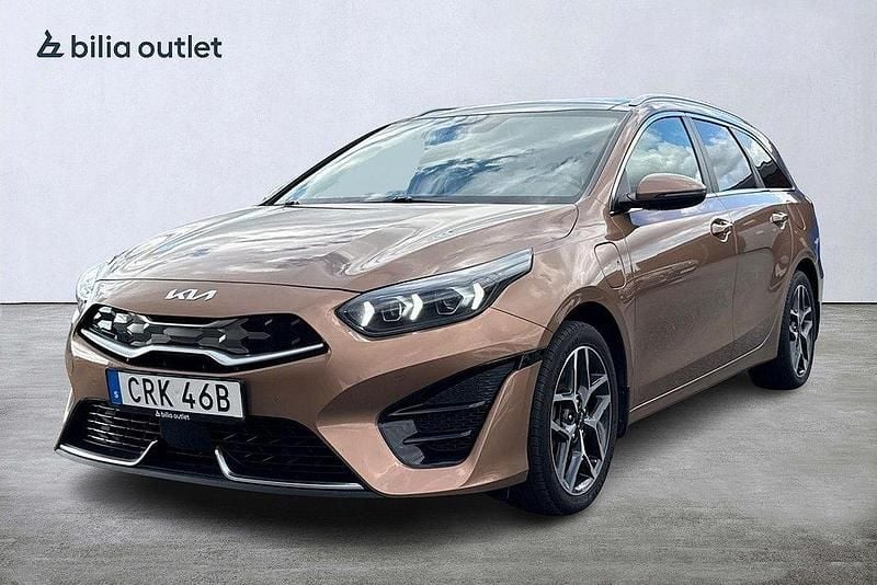 Brun Begagnad 2022 Kia Ceed Sportswagon Advance Kombi | 179 900 kr (Superpris) - Bild 1/3