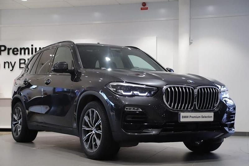 Grå Begagnad 2020 BMW X5 SUV | 559 000 kr (Superpris) - Bild 1/3