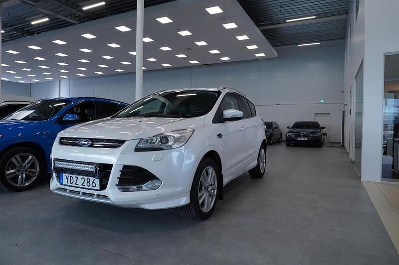 Begagnad Ford Kuga Business Edition 150 HK (110 kW) 2016 Okänd SUV