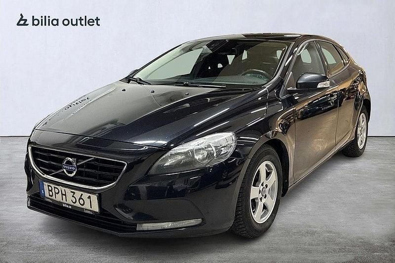 Svart Begagnad 2014 Volvo V40 Kinetic Halvkombi | 54 900 kr (Bra pris) - Bild 1/3