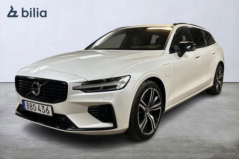 Vit Begagnad 2022 Volvo V60 R-Design Kombi | 439 900 kr (Bra pris) - Bild 1/3