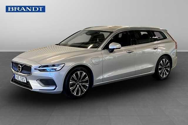 Silver Begagnad 2023 Volvo V60 Core Kombi | 359 900 kr (Marknadspris) - Bild 1/3