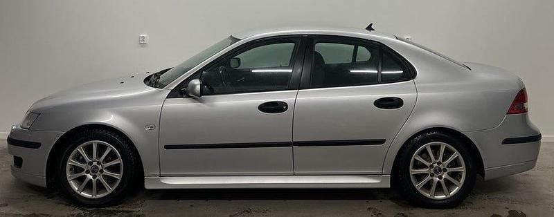 Begagnad Saab 9-3 Linear 150 HK (110 kW) 2004 Grå