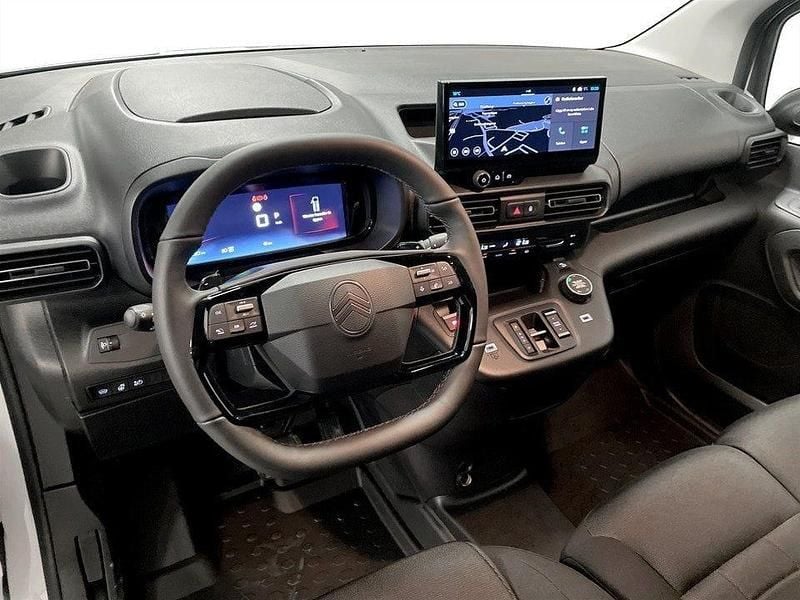 Begagnad Citroën Berlingo Business Class 131 HK (96 kW) 2025 Vit Minibuss