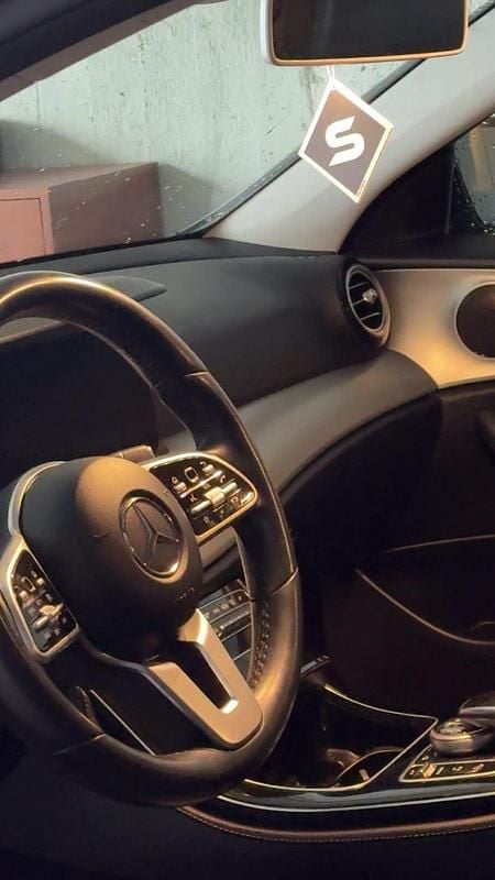 Begagnad Mercedes E220 163 HK (119 kW) 2020