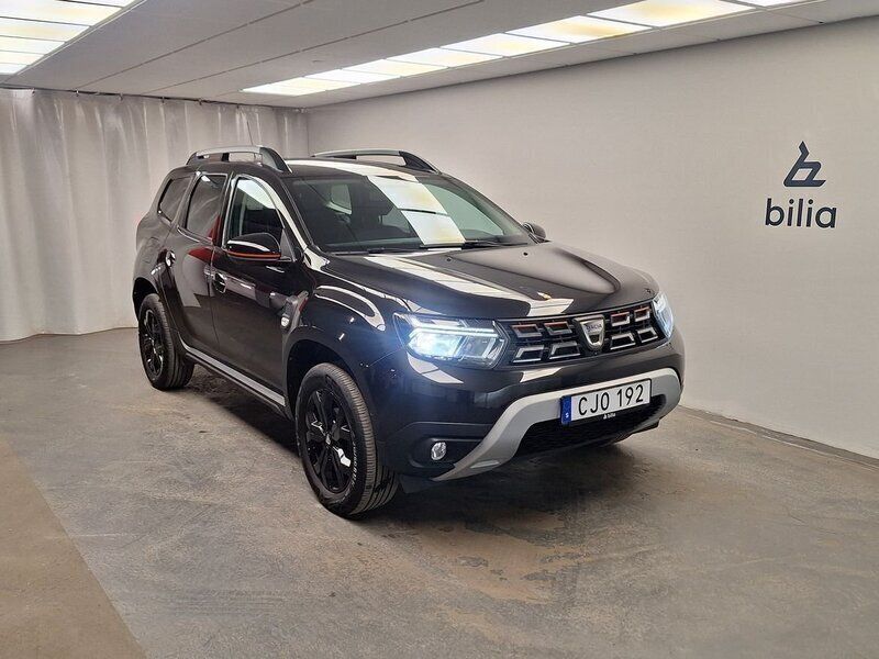 Svart Begagnad 2022 Dacia Duster Extreme SUV | 189 000 kr (Marknadspris) - Bild 1/4