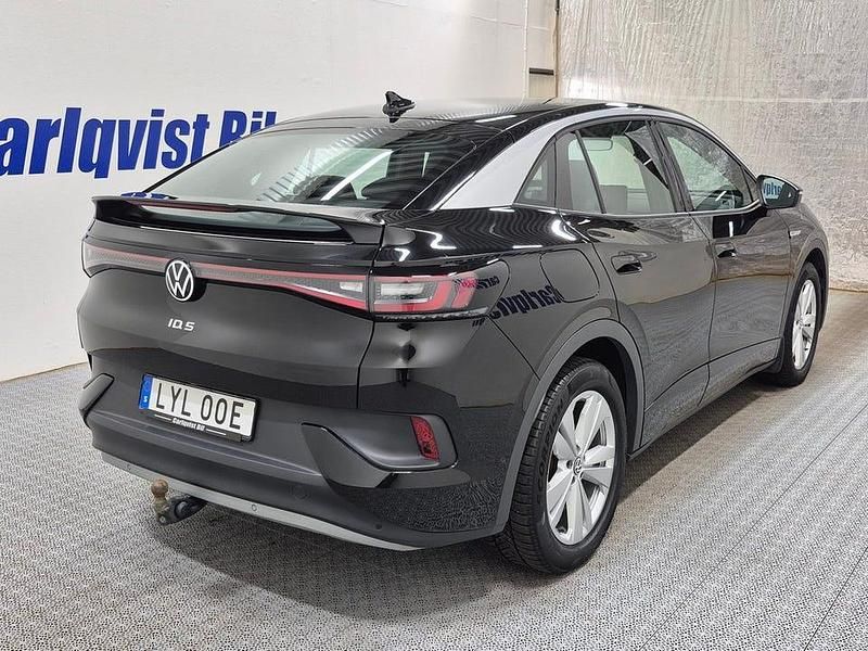 Begagnad VW ID.5 Pro Performance 150 kW (204 HK) 2023 Grenadilla svart metallic SUV