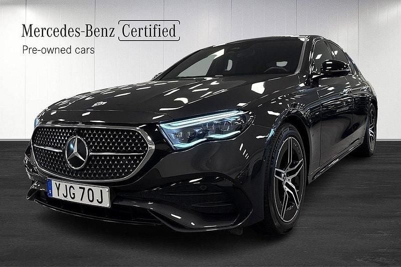 Grå Begagnad 2024 Mercedes E220 AMG Sedan | 629 000 kr (Marknadspris) - Bild 1/4