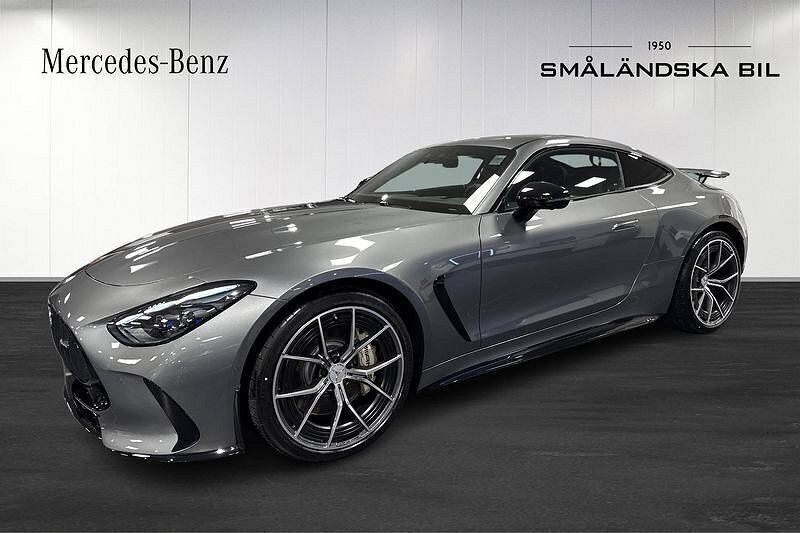 Selenitgrå Ny 2025 Mercedes AMG GT 63 AMG Sportkupé | 2 314 600 kr - Bild 1/4