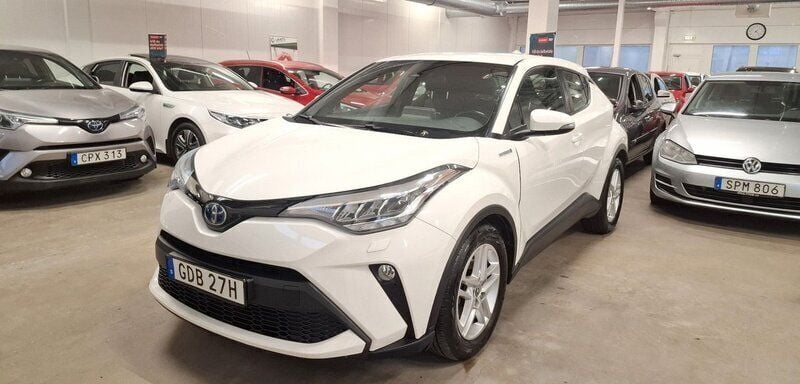 Vit Begagnad 2022 Toyota C-HR Active SUV | 175 000 kr (Bra pris) - Bild 1/3
