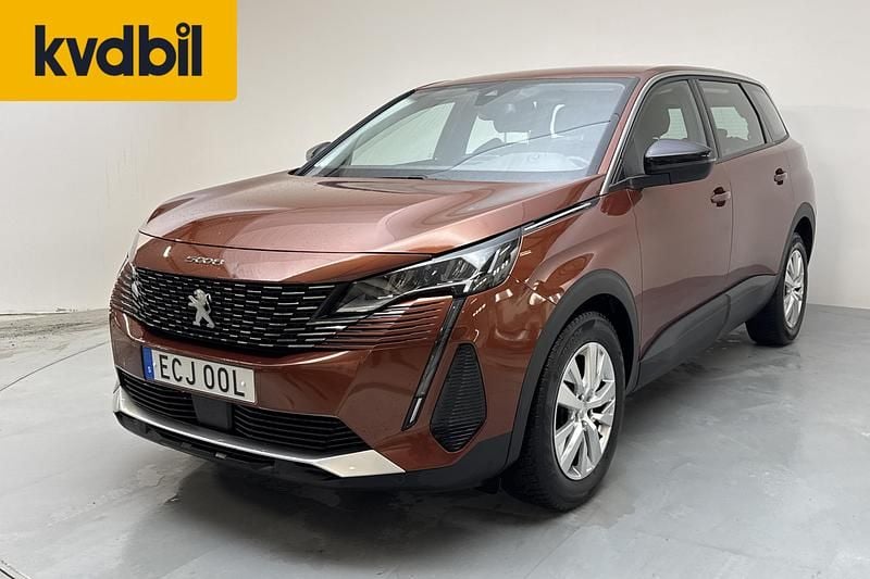 Begagnad Peugeot 5008 130 HK (95 kW) 2022 Brun SUV