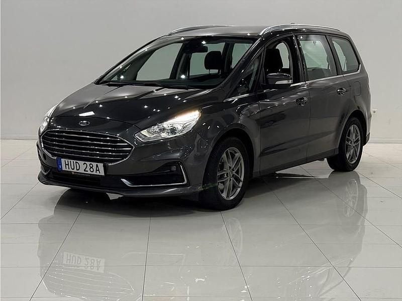 Grå Begagnad 2020 Ford Galaxy Minibuss | 249 900 kr - Bild 1/4