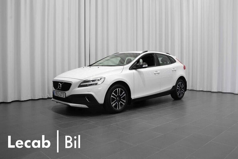 Vit Begagnad 2019 Volvo V40 CC Kombi | 179 500 kr (Marknadspris) - Bild 1/3