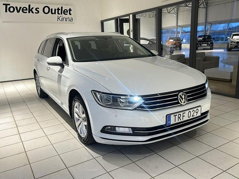 Begagnad VW Passat 151 HK (111 kW) 2018 Vit