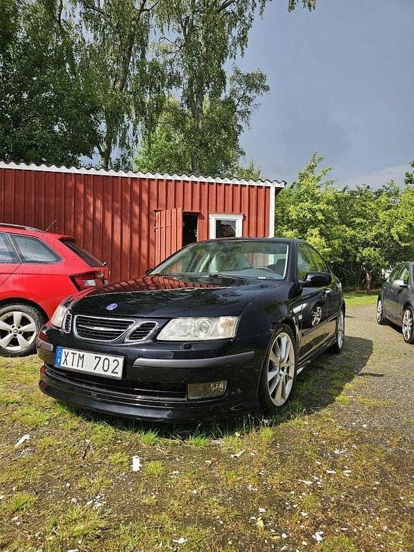 Svart Begagnad 2007 Saab 9-3 Aero Sedan | 24 900 kr (Bra pris) - Bild 1/4