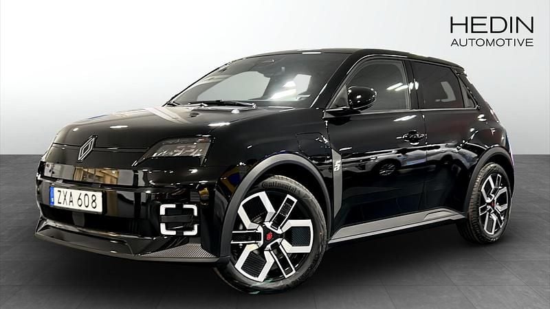 Svart (black) Ny 2025 Renault 5 E-Tech Techno Halvkombi | 405 800 kr - Bild 1/4