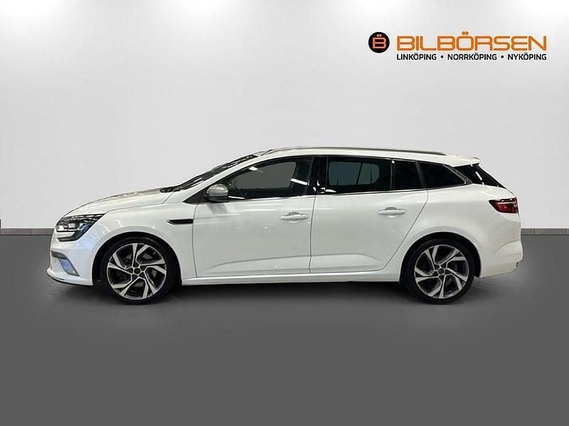 Begagnad Renault Mégane GrandTour Bose Edition 163 HK (119 kW) 2017 Vit Kombi
