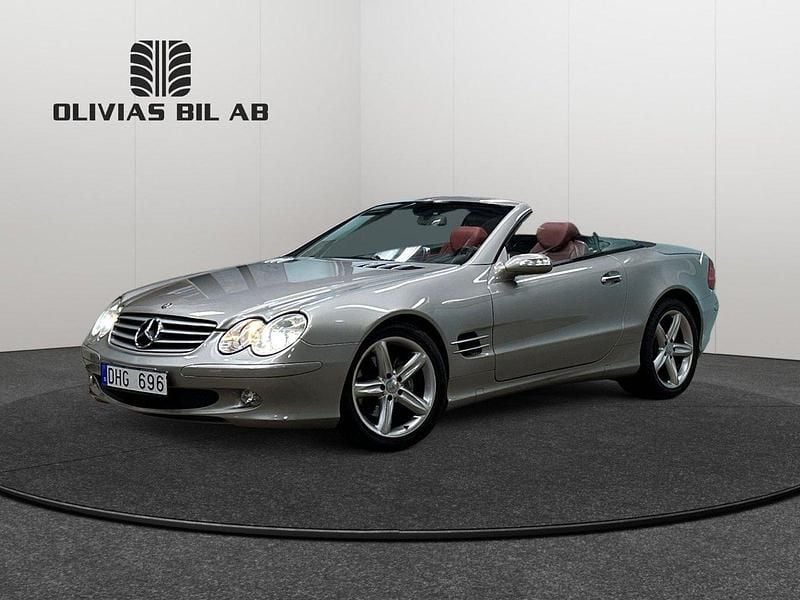 Ljusgrå (grå) Begagnad 2004 Mercedes SL350 Cab | 179 400 kr (Marknadspris) - Bild 1/4