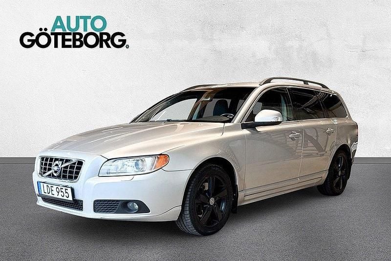 Ljusgrå Begagnad 2010 Volvo V70 Momentum Kombi | 89 900 kr (Marknadspris) - Bild 1/3